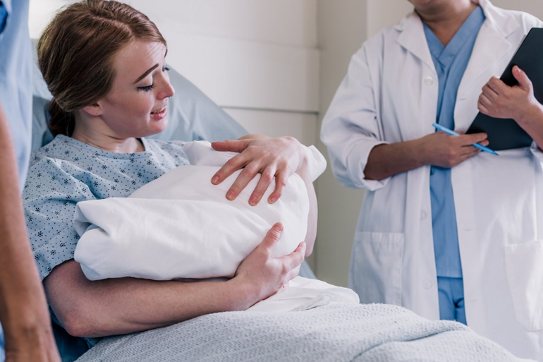 Normal & Painless Delivery - Dr Chavan Hospital Nashik